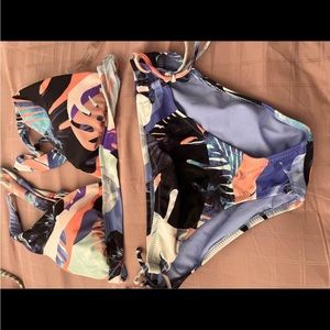 RAISINS floral bikini 🐚 2 for $15